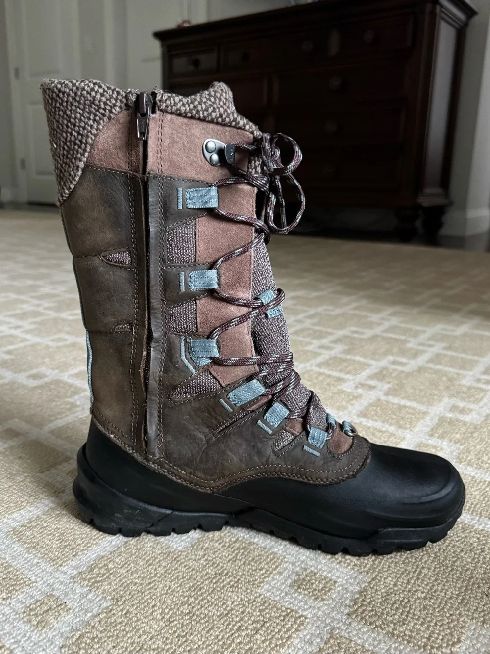 Merrell Thermo Aurora 2 Tall Waterproof Snow Boots Brown Vibram Sole Women’s 9